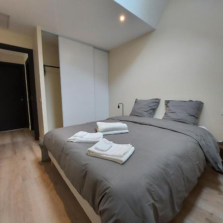 Charmant Et Spacieux Appartement A Quelques Pas Du Lac Duingt Exterior foto