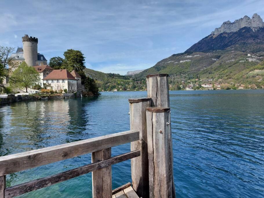 Charmant Et Spacieux Appartement A Quelques Pas Du Lac Duingt Exterior foto