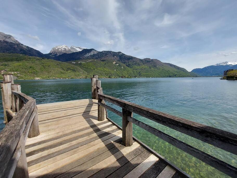 Charmant Et Spacieux Appartement A Quelques Pas Du Lac Duingt Exterior foto