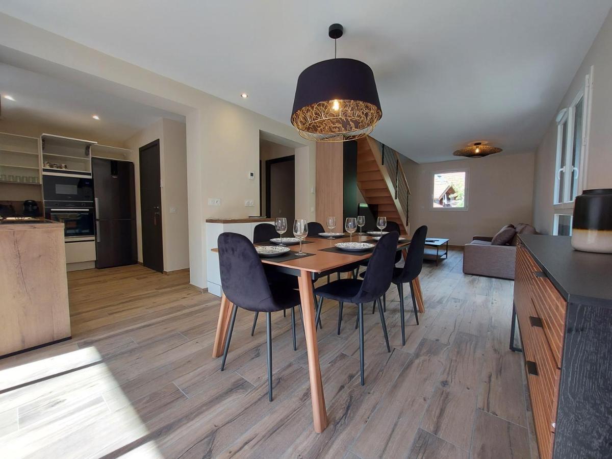 Charmant Et Spacieux Appartement A Quelques Pas Du Lac Duingt Exterior foto
